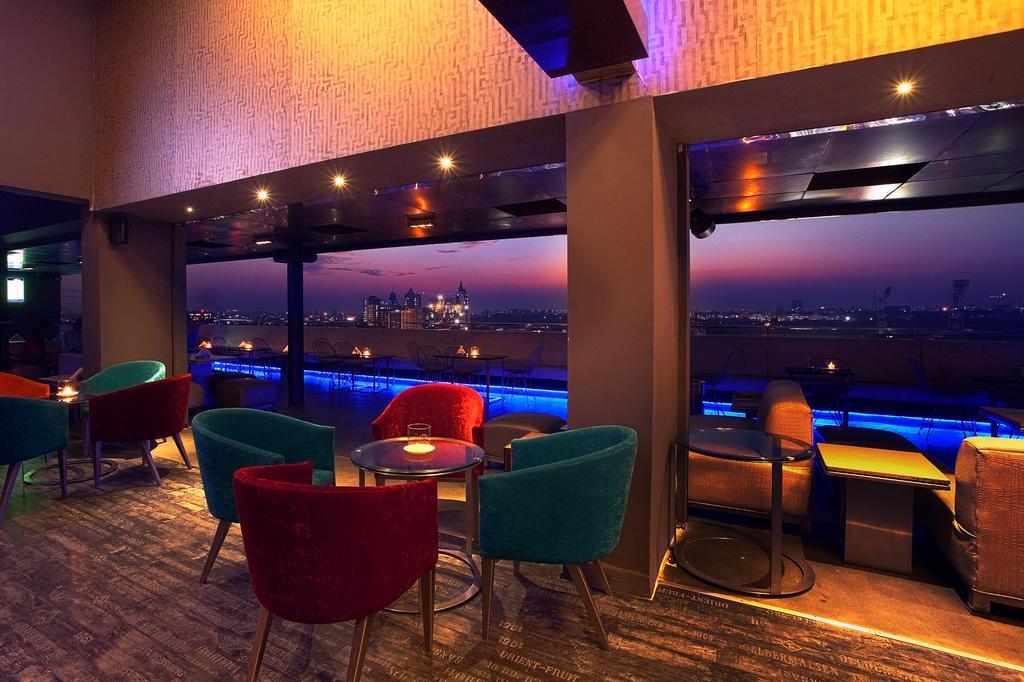 Hotel Ivory Tower à Bangalore Extérieur photo